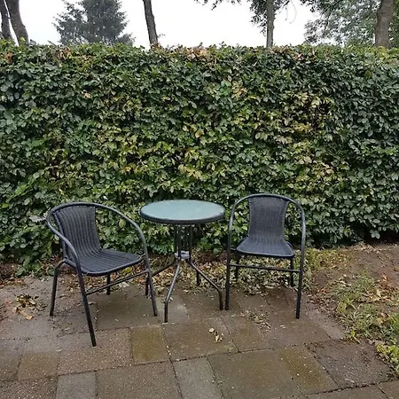 Daire Hyggelig Lille Feriebolig,med Egen Indgang.
